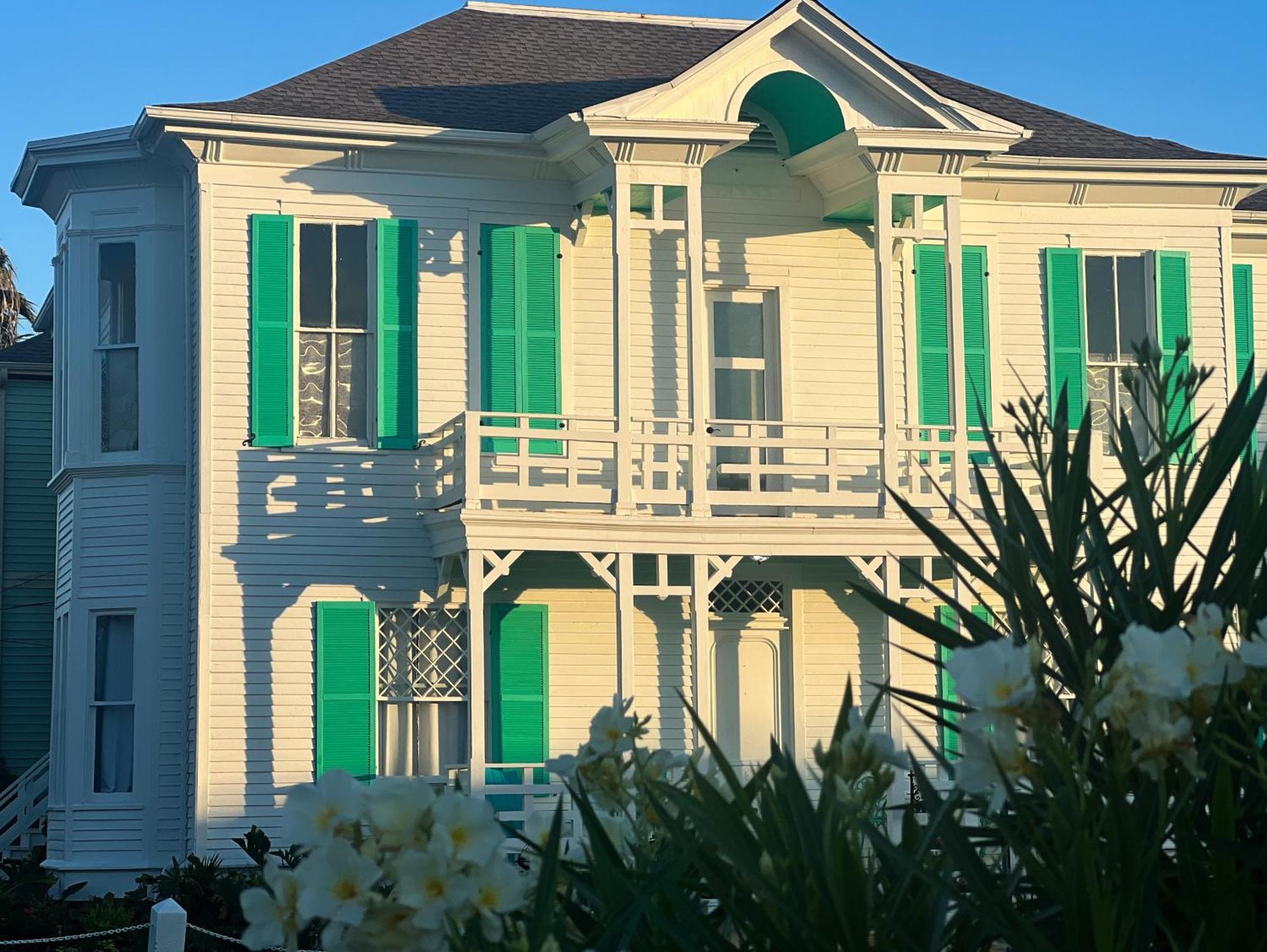 Lotus Galveston Hotel ภายนอก รูปภาพ