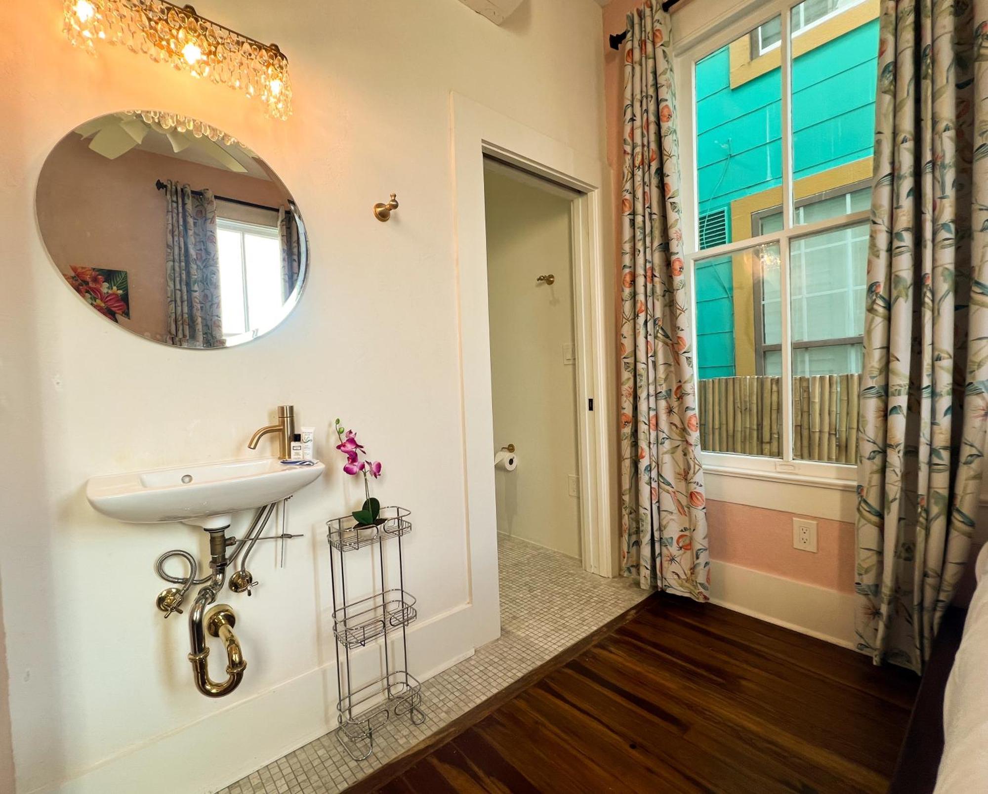 Lotus Galveston Hotel ภายนอก รูปภาพ
